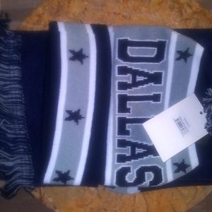 Dallas hat & scarf